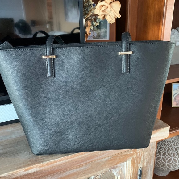 Kate Spade Handbag - Picture 3 of 4